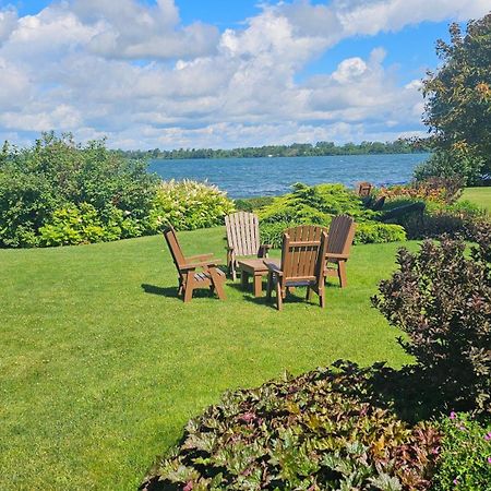 Hotel Oasis Lac St-Louis Salaberry-de-Valleyfield Exterior foto
