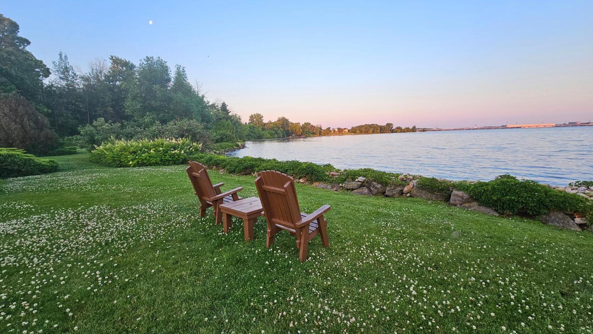 Hotel Oasis Lac St-Louis Salaberry-de-Valleyfield Exterior foto