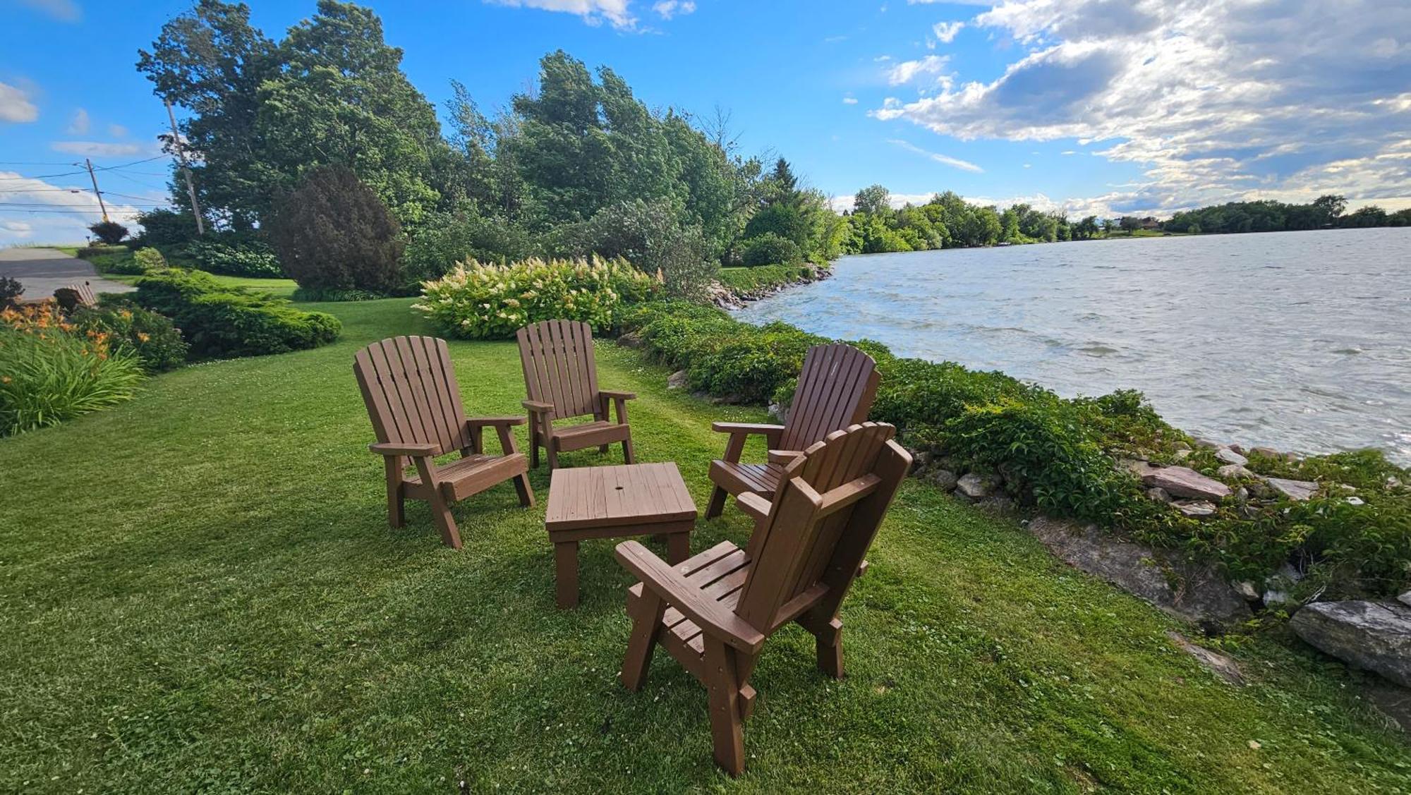 Hotel Oasis Lac St-Louis Salaberry-de-Valleyfield Exterior foto