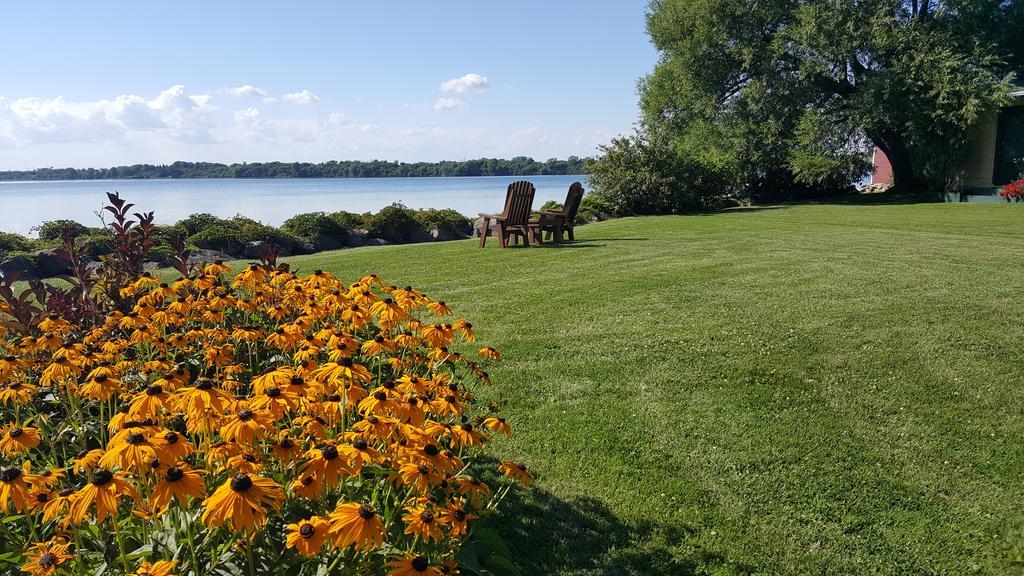 Hotel Oasis Lac St-Louis Salaberry-de-Valleyfield Exterior foto