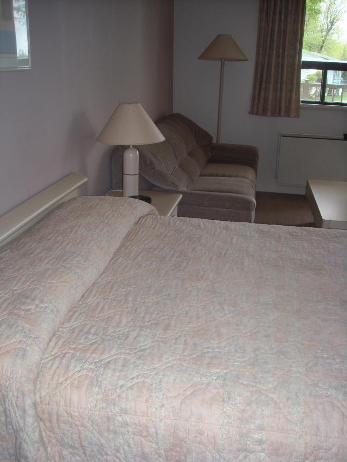 Hotel Oasis Lac St-Louis Salaberry-de-Valleyfield Quarto foto